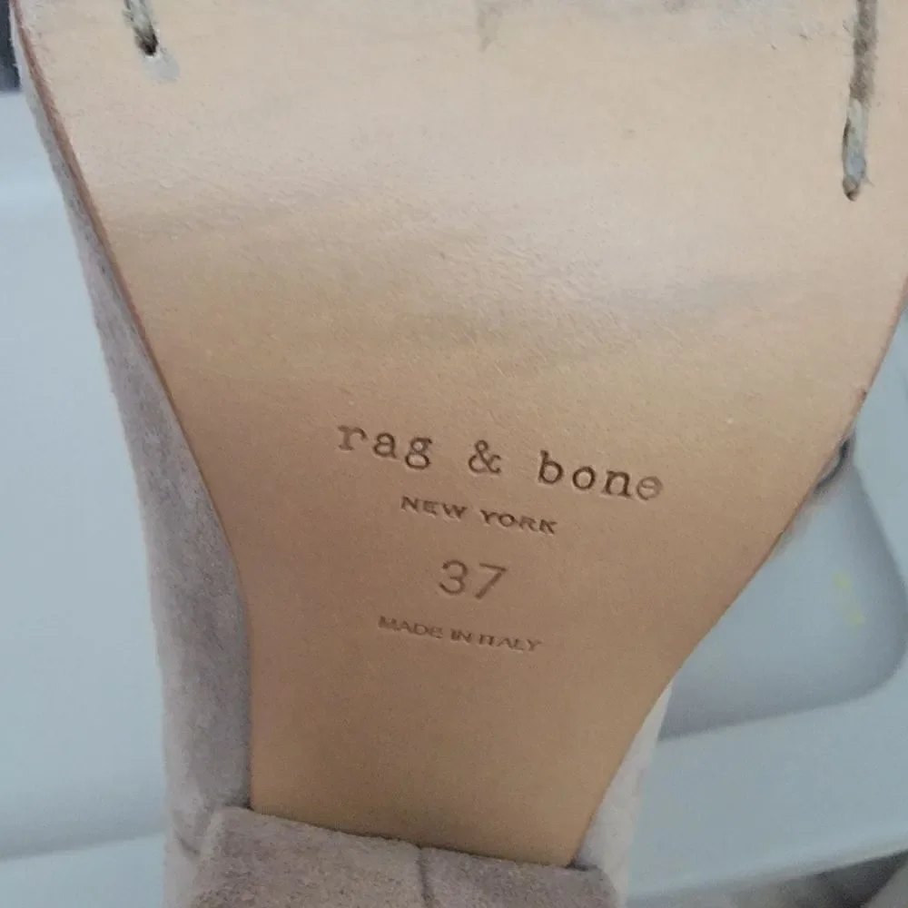 Rag & Bone The Harrow Bootie. Size 7.